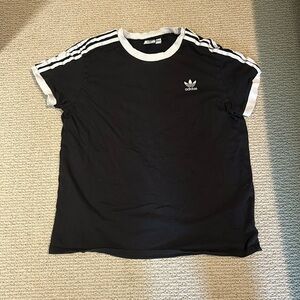 Adidas Tshirt